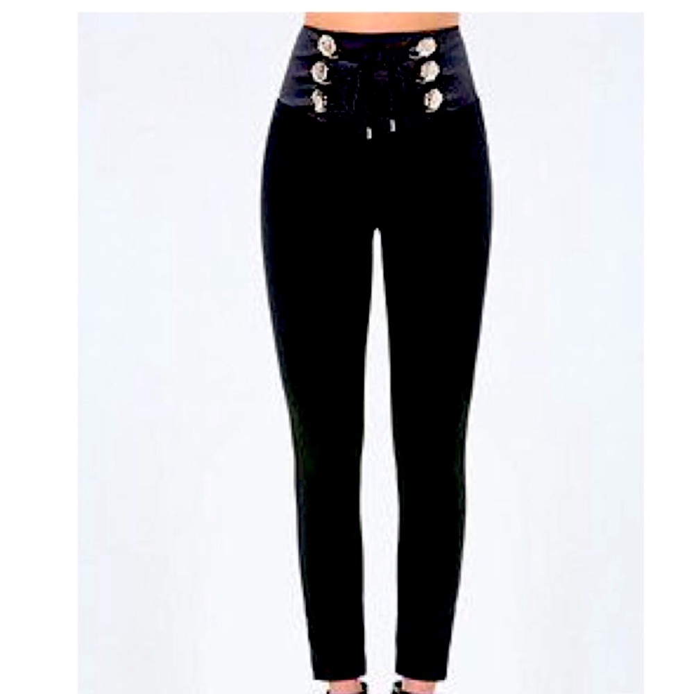 Super cute bebe leggings